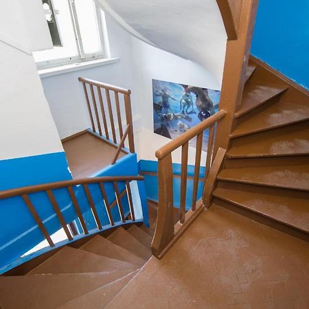 Uwh Hostel Gdansk Bagian luar foto