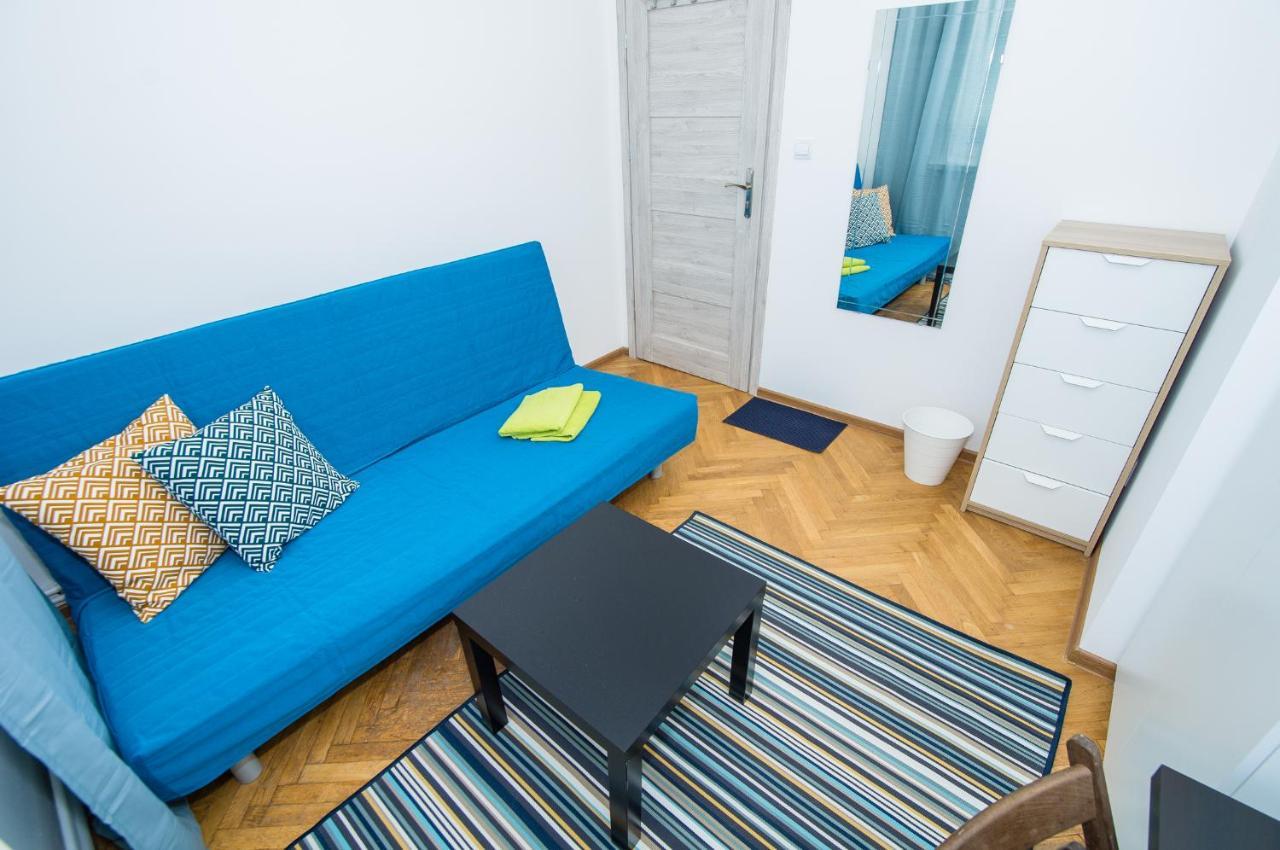 Uwh Hostel Gdansk Bagian luar foto