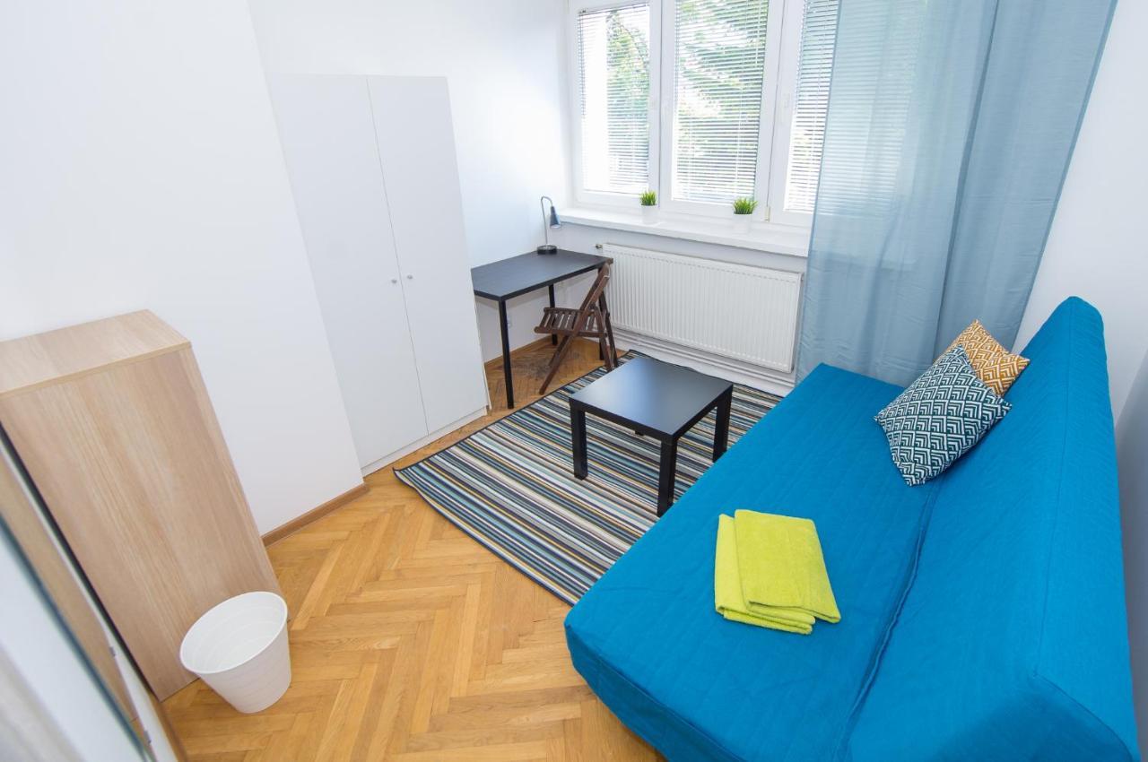 Uwh Hostel Gdansk Bagian luar foto